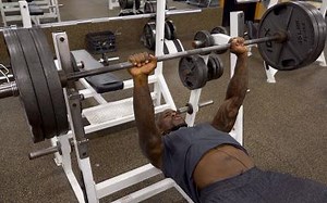Push-Pull Superset Workout Program Ft. NFL Tight End Vernon Davis
