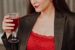 Arti Kata Ani-ani yang Viral di TikTok, Ternyata Sering Dianggap Negatif - Sonora.id