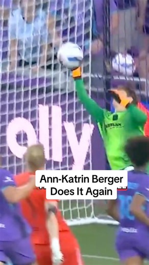Ann-Katrin Berger does it again. Her last minute save sends Gotham to the NWSL Championship. And as she told us in her recent interview with Soccerish her reactions to moments like this never change #nwsl #womenssoccer #goalkeepers #dfbfrauen #gothamfc