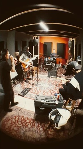 Bleeds No More - Silverstein cover by Yoberd