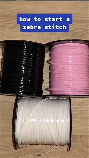 How to start a Zebra Stitch | Quick Tutorial | #keychain #gimpkeychain #boondogglekeychains