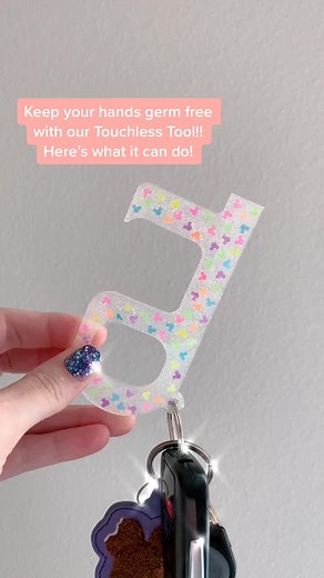 Germ-Free Touchless Tool for Door Handles | FeelTheFlip