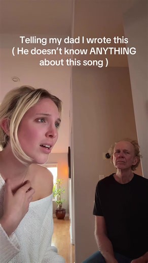 I’m sorry it’s a little shakey I started CRYING ( also the hand on chin is something I do to try to stop crying ) #prank #billieeilish #goviralgo #whatwasimadefor #prank