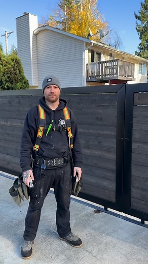 Custom gate project we just finished 😎🔨 #customhomes #customgate #fencing #homeimprovement #fabrication | Volsen Custom Works