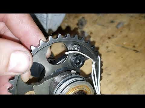 How auto and manual decompression works - KTM RFS engine