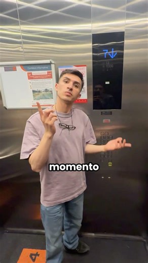 ¿Fake o real? El botón de cerrar puertas del ascensor 😮