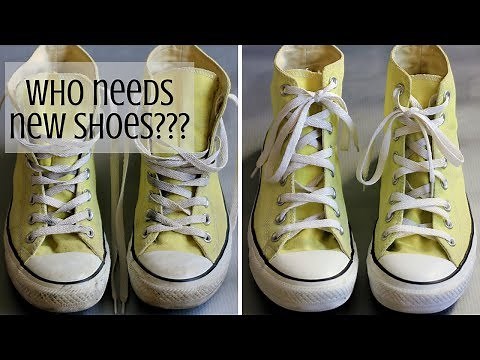 HOW TO CLEAN CONVERSE (CANVAS) SHOES WITH SOAP AND BAKING SODA | INTHEKITCHENWITHELISA