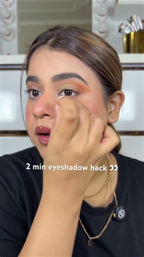 Easy eyeshadow hack for beginners 💖 #youtubeshorts #shorts