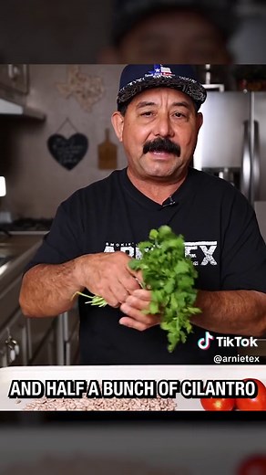 Easy Charro Beans Recipe for your next Carne Asada | charro beans recipe