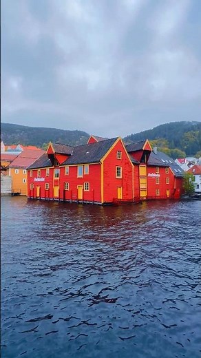 BERGEN: The Most Charming City in Norway 🇳🇴