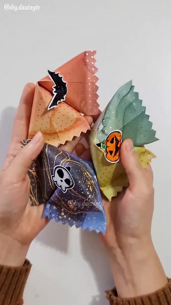 DIY Halloween Candy Bag Tutorial