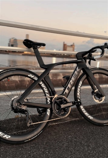 カッコ良さ満点のロードバイク特集