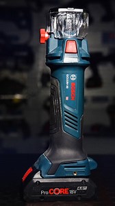 The GCU 18V-30 Cordless Rotary Tool 😍 Engineered for excellent dust extraction with an IP5X dust-sealed switch, for maximum lifetime on dusty job sites. With a brushless motor for high performance, it efficiently cuts over 100 meters of 12mm drywall with a 3.17mm bit on one ProCORE18V 4.0Ah battery. Make drywall cutting the least of your problems: https://bit.ly/3GSL3Ly | Bosch Professional Power Tools and Accessories