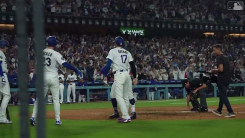 Field View: El HR de Mookie Betts  