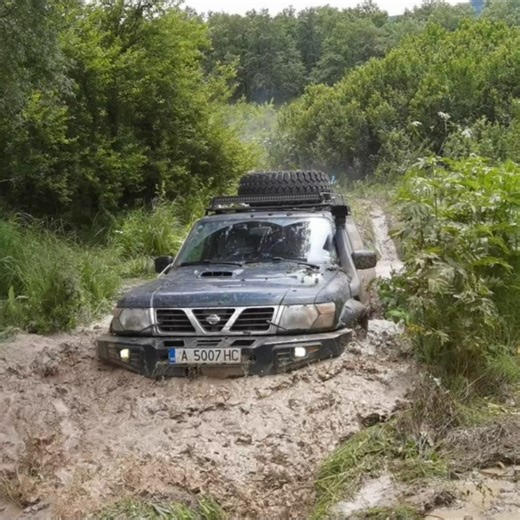 403K views · 3.5K reactions | Nissan Patrol Y61 M57 vs ZD30 or Why Size Matters in Off-roading  | The Best 4x4 Page | Facebook