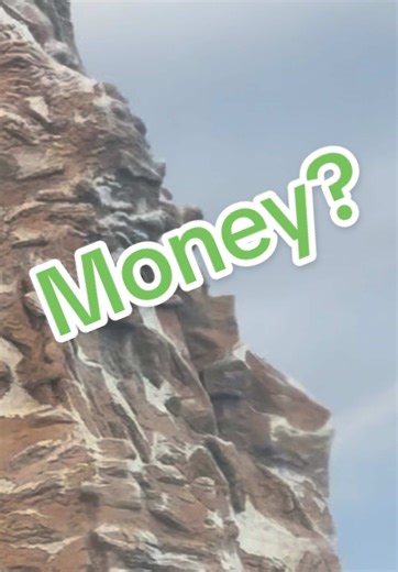 Exploring Disneyland: A Disney Adult's Guide