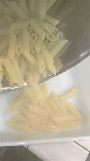 Baked Penne Mac & Cheese #whatsfordinner #homemade #pastatime #food #foodblogger #foodlovers