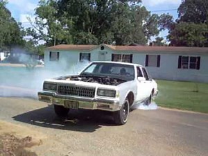 box chevy burnout. testin and tuning