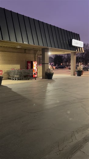  Crispy Chicken Parmesan (No Soggy Breading!) Weeknight chicken...