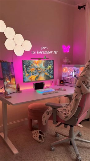 ᴍᴀʀ ⋆˙⟡♡ on Instagram: "the coziest time of the year 🎄 #december #christmas #pcsetup #gamimgsetup #cozygamercommunity"