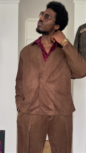 Understated but intentional @NovaMEN by @Fashion Nova #Fitcheck #MensFashion #Outfitinspo #EarthTones #StyleTok 🔍 Relaxed New Money Suede Unlined Blazer - Brown 🔍 Links Satin Long Sleeve Button Up Shirt - Burgundy 🔍 New Money Suede Pleated Trouser - Brown