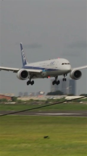 All Nippon Airlines NH871 Landing CGK (JA897A) | CGK Planespotting