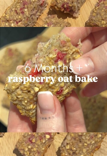 Quick & Easy - Raspberry Oat Bake 🍌❤️ perfect to serve as part of a breakfast or a snack IB: @Mammy Recipes #babyledweaning #mumsoftiktok #motherhoodunfiltered #babyledweaningideas #foodtok
