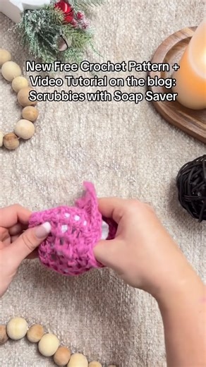 💖Quick and easy crochet face scrubbies with a soap saver bag! 🥰 FREE pattern: https://www.nickishomemadecrafts.com/crochet-scrubby-pattern-soap-saver/ . . . . . #crochetideas #crochetinspo #crochetgift #crochetgiftideas | Crochet Patterns & Tutorials by Nicki's Homemade Crafts