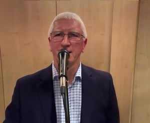 3.4K views · 311 reactions | VOLARE - recorded live Oh go on then. One more song for you. A Dean Martin classic. Thanks for all your support.  Thanks Admin. Colin Wardale - Vocalist #rtld #volare #request #deanmartin | Colin Wardale - Vocalist | Facebook