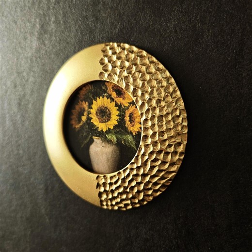 Original Gold Circular Frame With Glass Front - Etsy