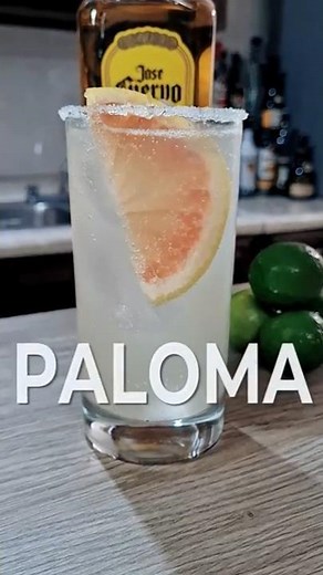 How to Make the Perfect PALOMA Cocktail 🥃🧊🍋🧂 | Classic Mexican Tequila Drink Recipe 🕊 #shorts