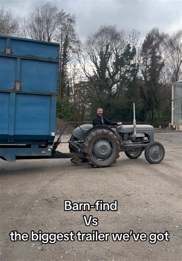 Barn-Find Vintagetractor vs. The Biggest Trailer