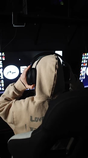 BLVCK GAMING LOUNGE | Level up your night at Blvck Gaming 🎮 Step into our high-performance PC room, kick back in luxury PS5 gaming pods with your crew, grab your... | Instagram