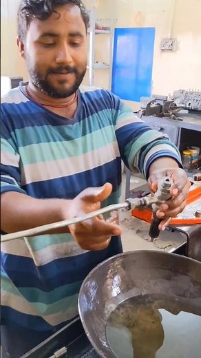 Easy way to clean the fuel injector #restoration #skills