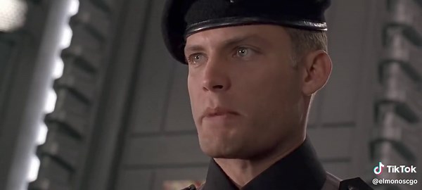 Starship Troopers (Invasión) #21