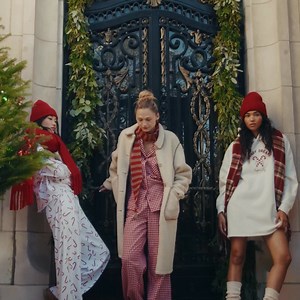 Simons, your one-stop shop for finding everything you've been dreaming of. | Simons