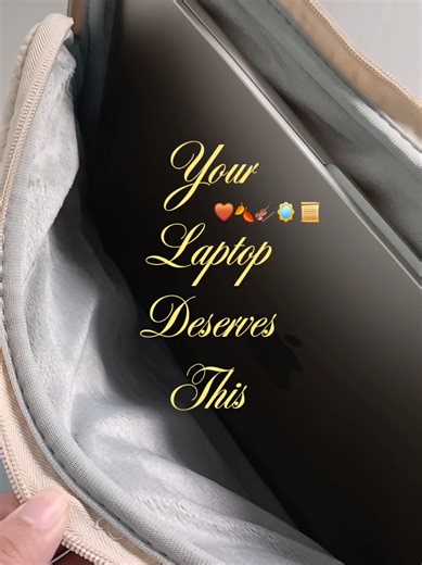 This beige laptop sleeve is soft inside and outside, kaya safe ang laptop mo from scratches habang naka-bag or on-the-go. Clean neutral beige aesthetic that matches any setup — perfect for work, school, travel, or daily commute. Lightweight, protective, and super easy dalhin anywhere. #laptopsleeve #laptoppouch #laptopba #laptopprotection #laptopcover