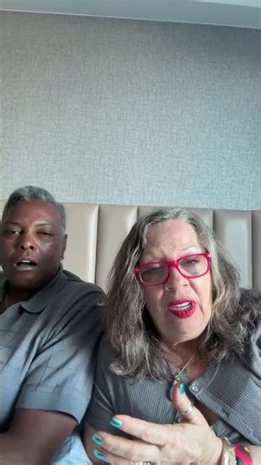 #livehighlight ⭐️ Beached whale 😱 #heyluv #singingchefk #mspegg #agatebeach #popit