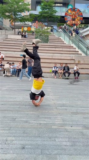 One Moment… Full Street Frozen 🧊😱#stunt #streetstunt #shorts