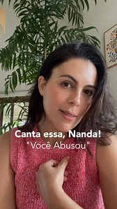 Canta essa, Nanda 🎤 Uma música que é um clássico e que atravessa gerações. Essa e muitas outras na playlist “No Meu Canto”, no meu canal do YouTube! #samba #amor #força | Nanda Garcia