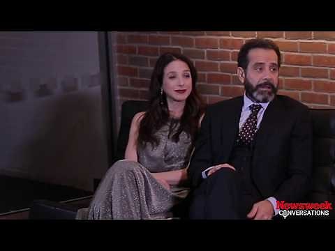 Tony Shalhoub & Marin Hinkle S1 E9