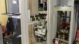 inoRAC2 Remote Racking - GE Magneblast Cicuit Breaker