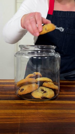 This weird trick will keep your cookies fresh in a jar for longer. Trust us! #howto #baking #kitchenhack