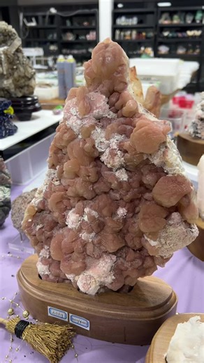 ✨STUNNING BIG RAW PIECES on DISCOUNT waiting for u 😍 JOIN my LIVE and see more ##crystalhealing##energy##Raw##crystal##discount##foryoupage❤️❤️##welcome##UK##crystalshop