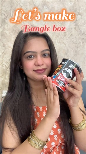 Turning pringles box into a cute DIY bangle box 🌸✨💅 || Shreya Singh #wastetobest #diy #craftideas