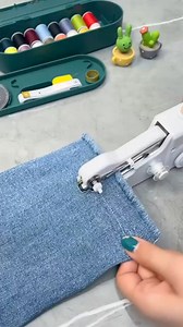 "No wires required, Fully automatic sewing Small and portable, easy to use, one-handed operation😎 " | olloclip