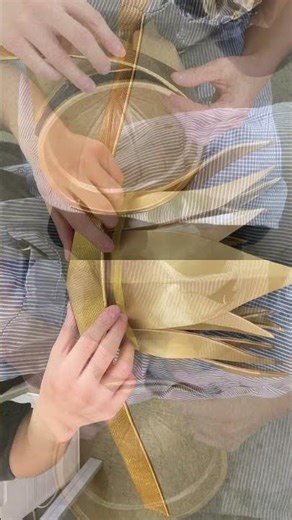 聖飢魔Ⅱ デーモン閣下の王冠はこんな感じで作りました！ジャケットの肩のデザインもしっかりと再現しています。 #コスプレ衣装オーダーメイド #コスプレ #デーモン閣下