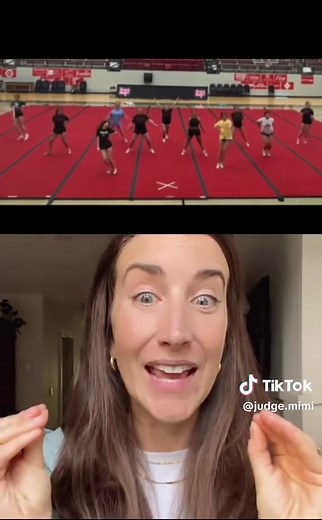 Enhance Clarity in Cheerleading Formation Changes