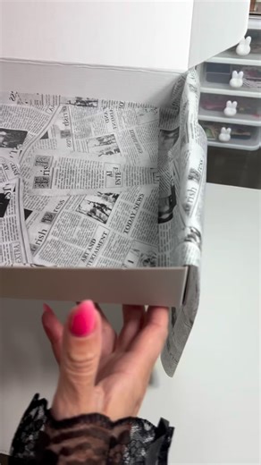 Packaging a premium bronze organizer notebook for Victoria 🤎 Elegant, timeless, and made with love. Thank you so much, Victoria, for your order and trust 💫packagingorders #premiumstationery #organizernotebook #bronzeaesthetic #luxurystationery #bookishstyle | Avinel.Store