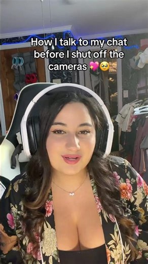 Stream ending = me getting emotional with chat 🥹💞#StreamerLife #TwitchStreamer